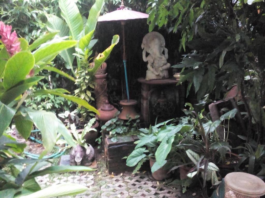 Отель Baan Pim Чиангмай Экстерьер фото